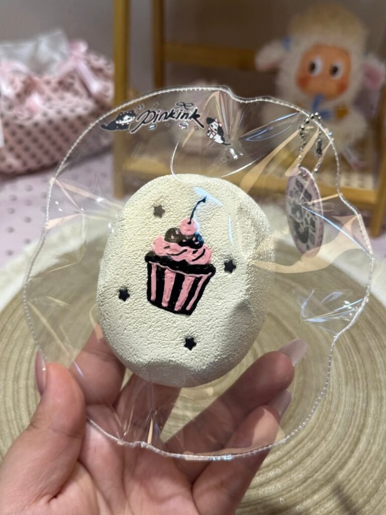 436009 Pinkink Mini Cake Rice Cracker (Whipped Cream Texture Series) / 粉墨捏捏 小蛋糕仙贝（绵奶油触感系列）