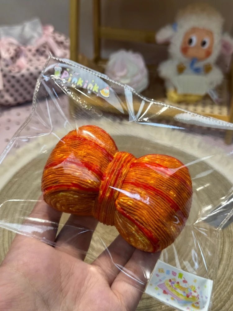 436016 Pinkink Xin Xin Butterfly Pastry (Light Cream Texture Series) / 粉墨捏捏 欣欣同款蝴蝶酥(轻奶油触感系列)