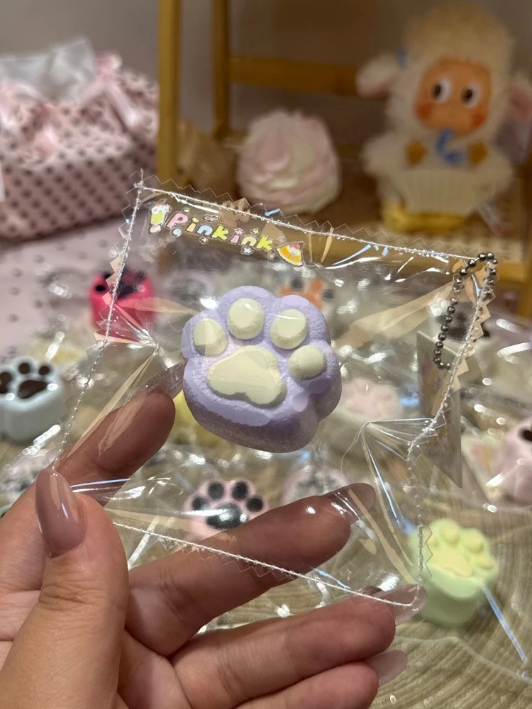 436040 Pinkink Taro Milk Cat Paw (Dry Cheese Clay Texture Series) / 粉墨捏捏 奶芋猫爪35g±3g（干酪泥触感系列）
