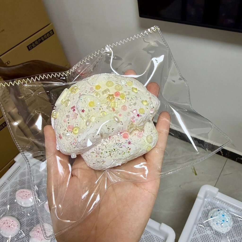 529019 Pearl Mermaid Pink Yellow Mushroom - Cosmetic Imperfection (Ultra-Soft Watery Clay Texture Series) / 珍珠美人鱼 粉黄色蘑菇·外观瑕疵（变态软偏水泥感触感系列）