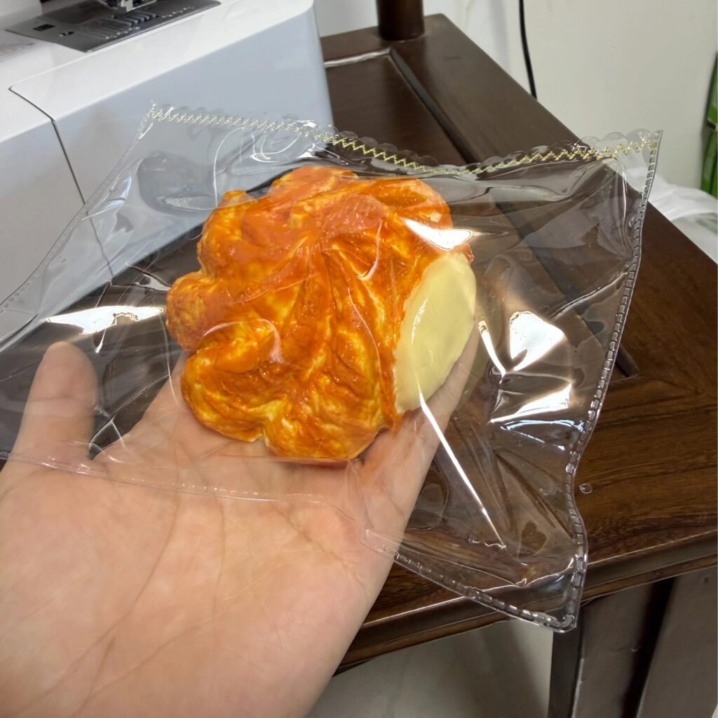 529082 Pearl Mermaid Food Tone Lava Cream Puff - Cosmetic Imperfection (Ultra-Soft Watery Clay Texture Series) / 珍珠美人鱼 食物色爆浆泡芙·外观瑕疵（变态软偏水泥感触感系列）