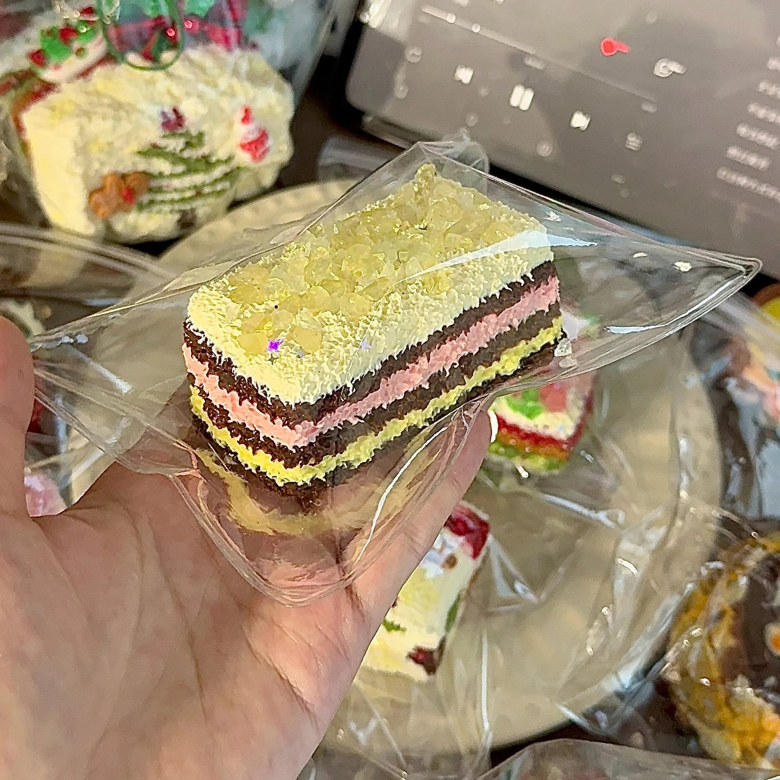 327027 Puppy Party Sparkling Toast - Strawberry Cheese / 狗派日记 闪亮吐司 草莓芝士
