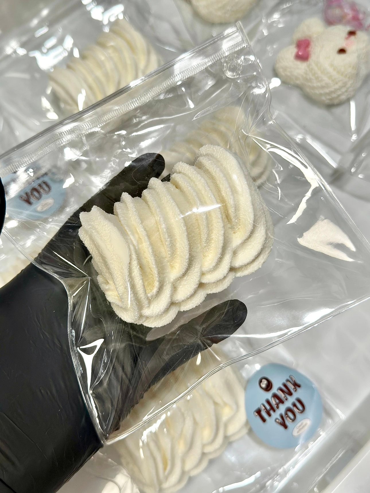 513006 Queen C. Studio Textured Cream Roll (Milk Cake Clay Texture Series) / Queen C. @Studio 麻赖奶油卷卷(奶糕泥触感系列)