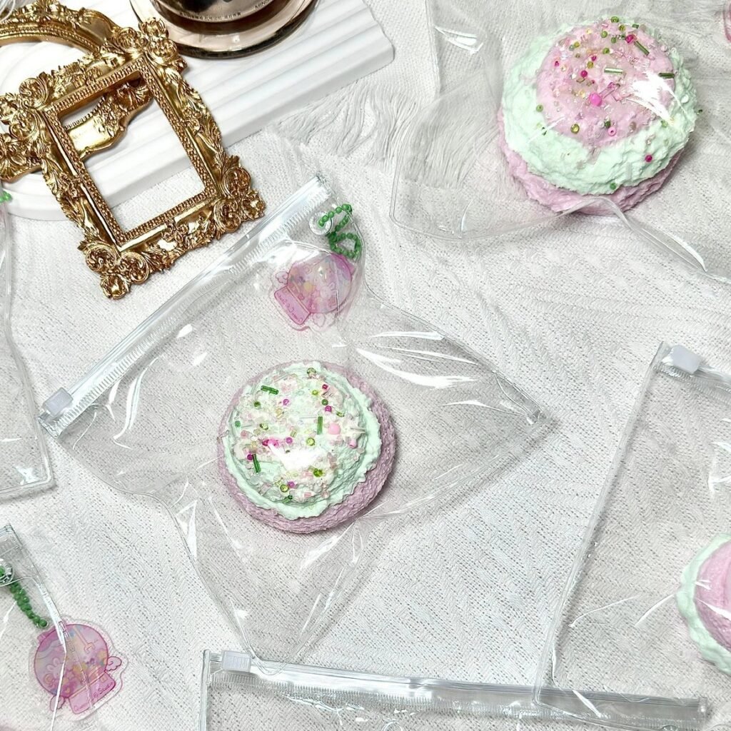 513011 Queen C. Studio Ice Cream Round Toast - Sakura Milk Green (Sticky Cake Clay Texture Series) / Queen C. @Studio 冰淇淋圆吐司·浅樱奶绿（黏糕泥触感系列）