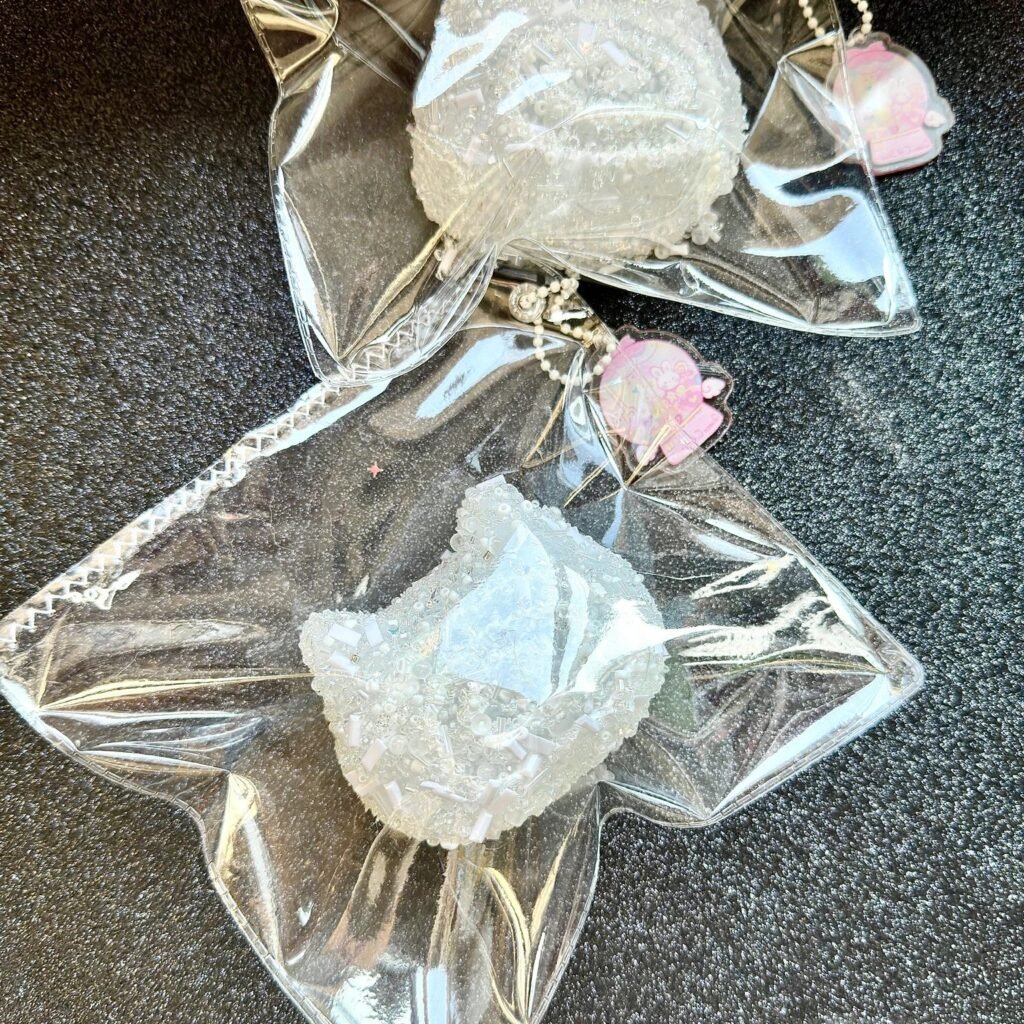 513021 Queen C. Studio Velvet Cat Head Cake - Crushed Ice Moonlight (Soft Slushy Clay Texture Series) / Queen C. @Studio 丝绒猫猫头蛋糕·碎冰清冷白月光（软烂泥触感系列）