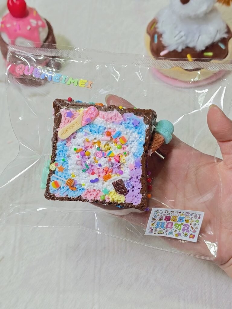 183019 Qumeimei Rainbow Chocolate Square Toast (Rice Cake Clay Texture Series) / 趣莓莓 彩虹巧克力方吐司（年糕泥触感系列）