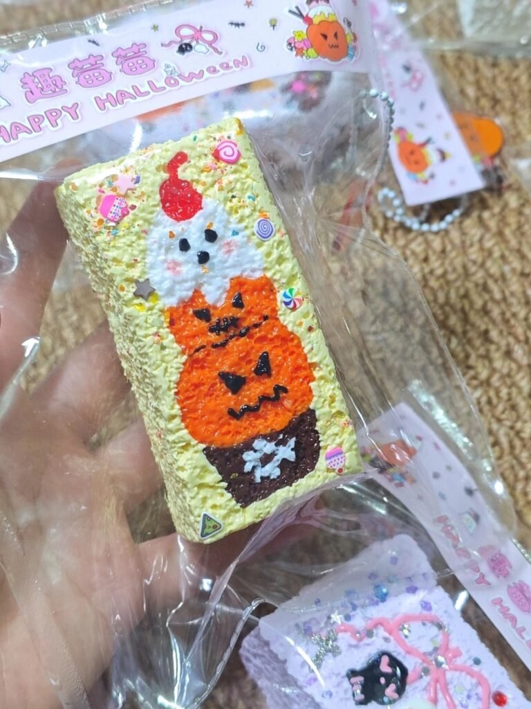 183023 Qumeimei Ghost Pumpkin Ice Cream Cone (Rice Cake Clay Texture Series) / 趣莓莓 幽灵南瓜甜筒（年糕泥触感系列）