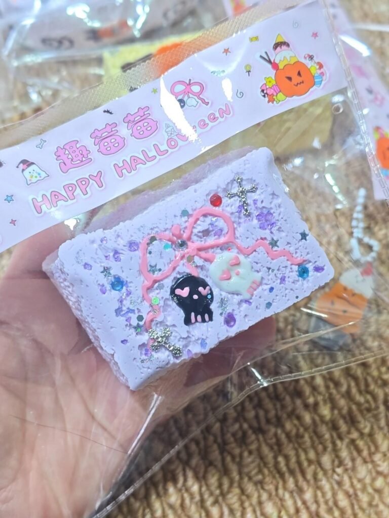183024 Qumeimei Bow Skull (Rice Cake Clay Texture Series) / 趣莓莓 蝴蝶结骷髅(年糕泥触感系列)