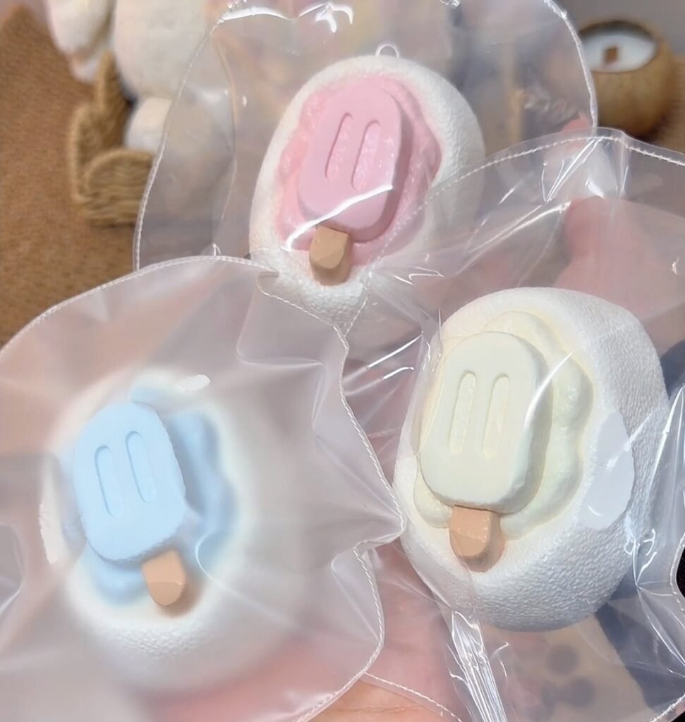 491000 Ruanbulaji Big Bear Strawberry Mini Pudding Senbei (Low-to-Medium Resistance Fluffy Cream Texture Series) / 软不拉几大狗熊 草莓小布丁仙贝（低中阻绵奶油触感系列）