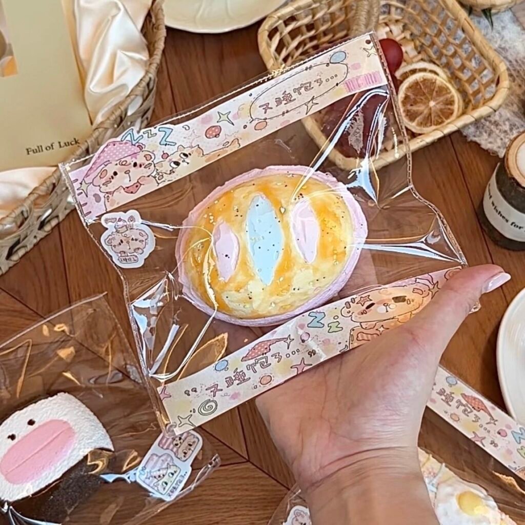 95084 Well Rested Again Squishy Sea Salt Baguette (Dry Clay Texture Series) / 又睡饱了捏捏 海盐法棍（干黏土触感系列）