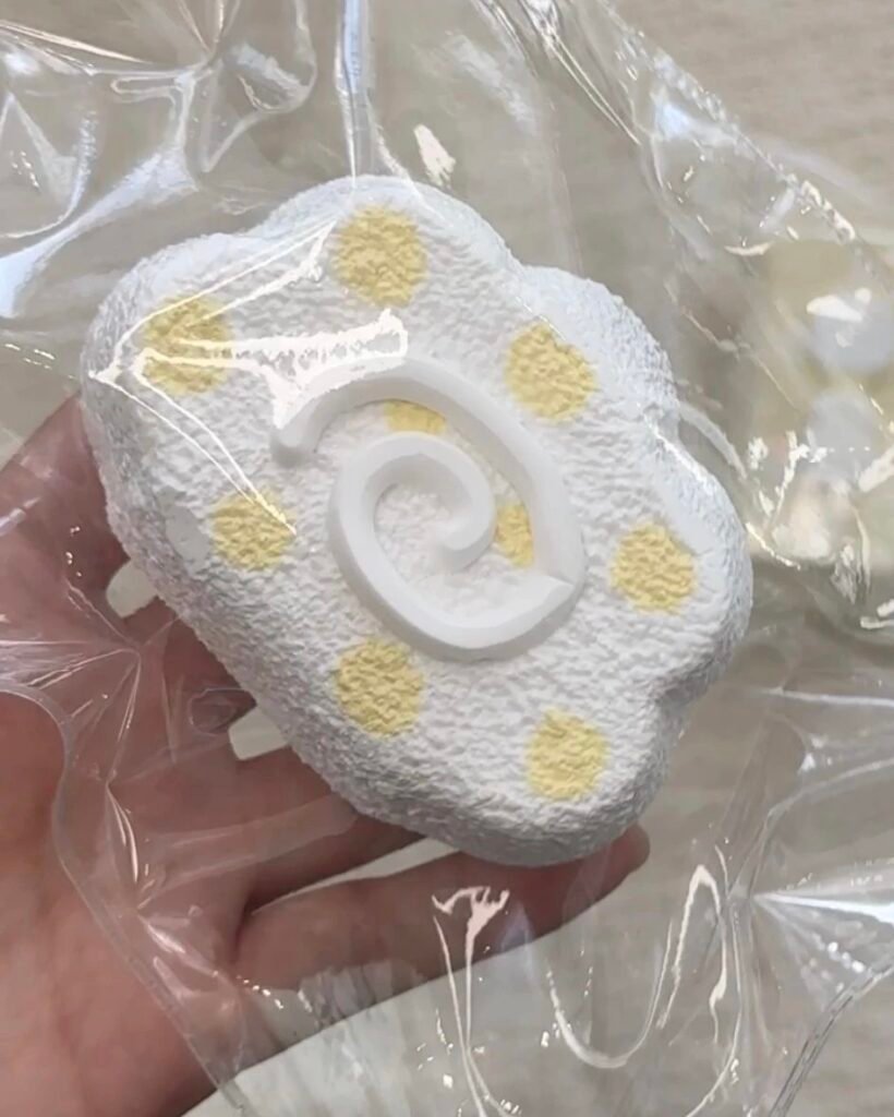 541003 Super Bad Bunny Cloud Cake (Sticky Clay Texture Series) / 超级坏兔子 云朵蛋糕(黏糊泥触感系列)