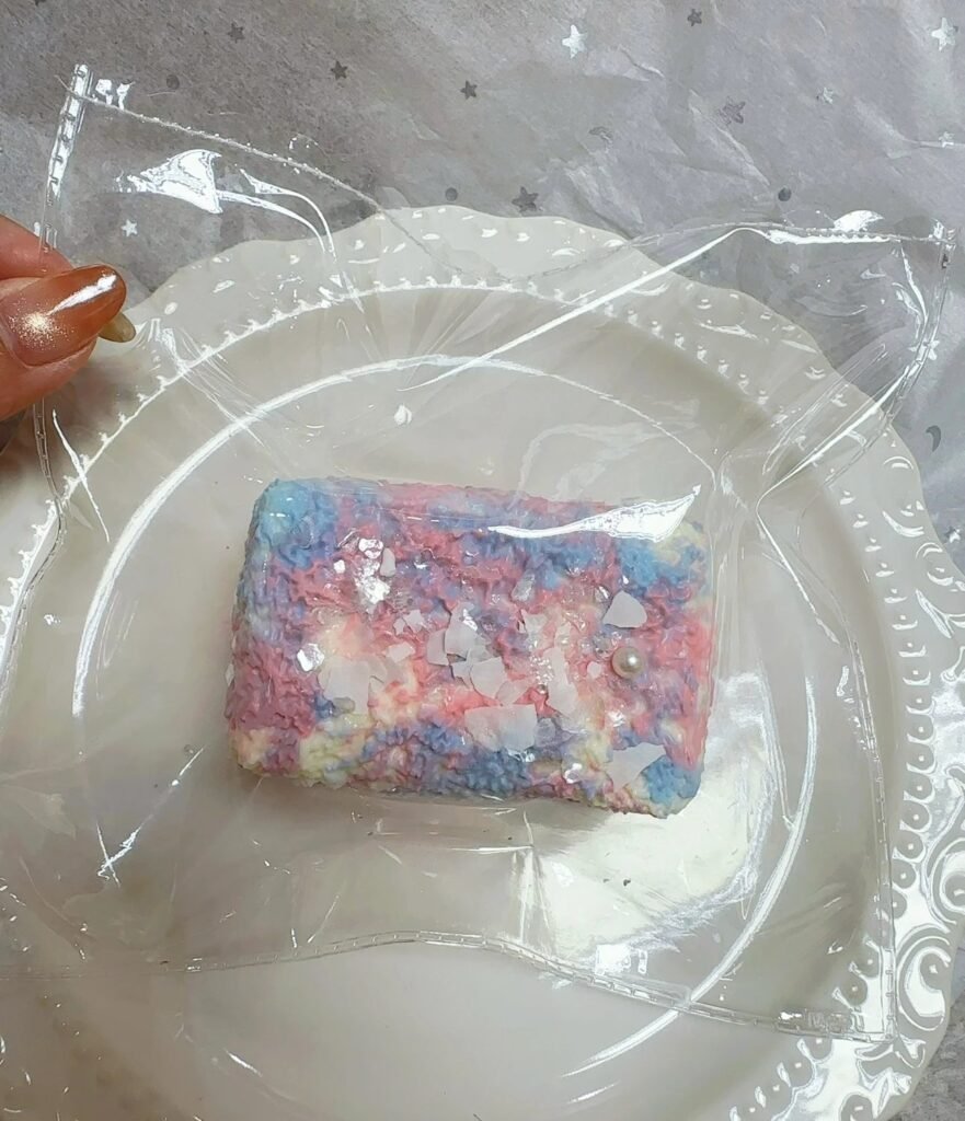 337022 Soft Cloud Studio Soft Marbled Milk Cake / 软云朵 Studio 绵绵晕染奶糕
