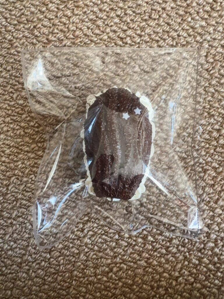 337025 Soft Cloud Studio Dark Chocolate Madeleine / 软云朵 Studio 黑巧玛德琳