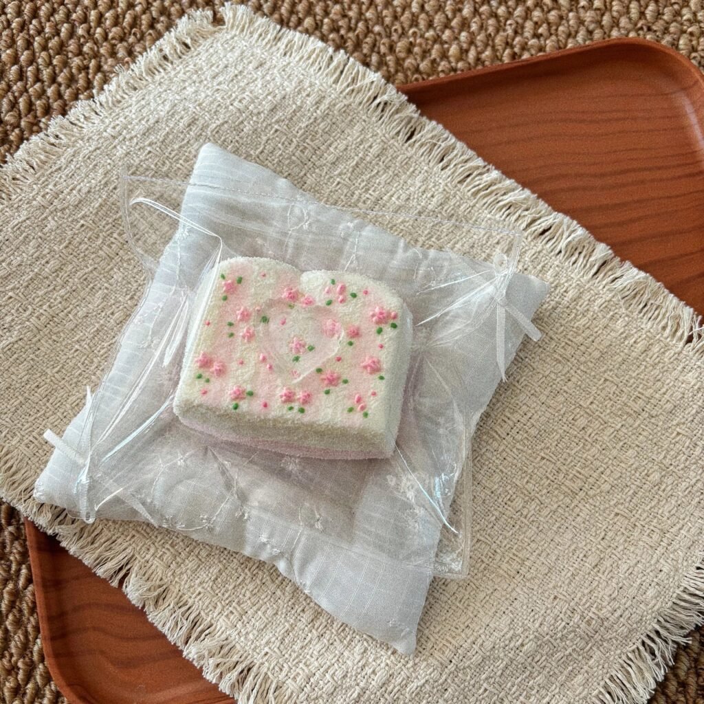 535018 Staglyn QQ Floral Toast (Soft Cheese Texture Series) / 鹿九staglyn qq碎花吐司（软奶酪触感系列）