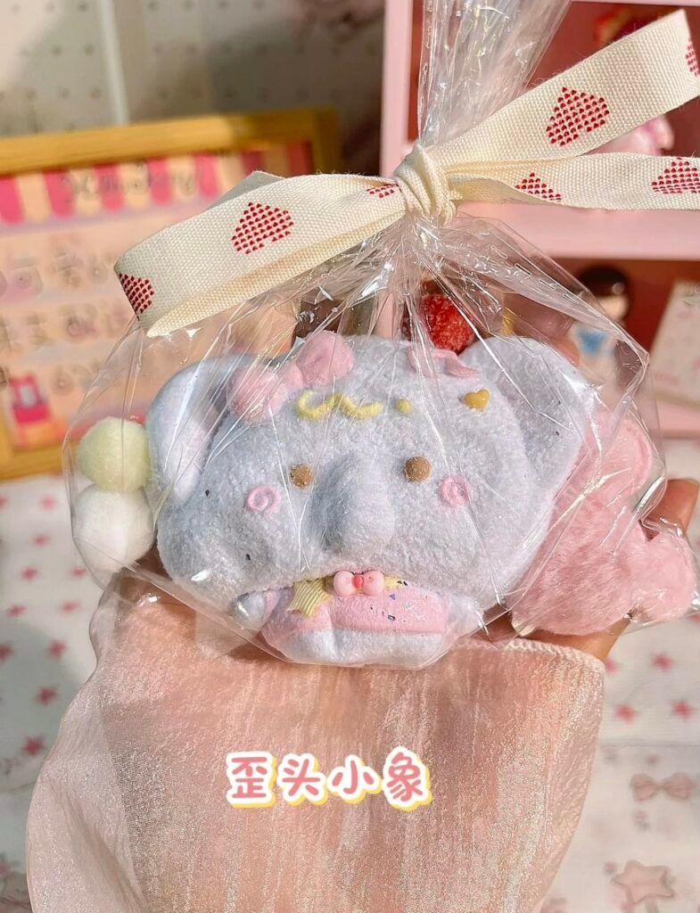 464006 Sweet Nuonuo Tilted-Head Elephant (Marshmallow Texture Series) / Sweet糯糯 歪头小象(棉花糖触感系列)