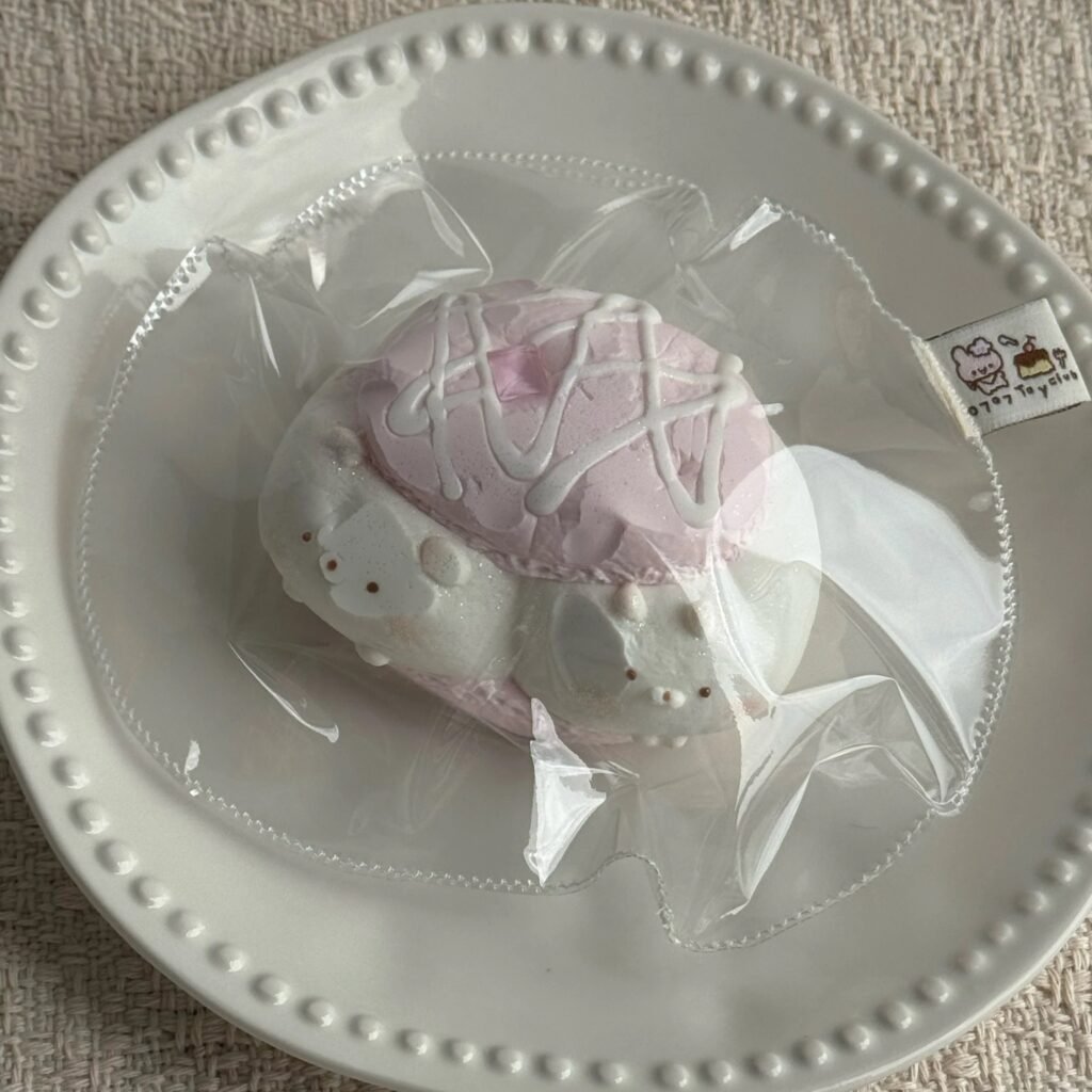 534024 0707 Toyclub Bear and Bunny Strawberry Macaron (Firm Cheese Texture Series) / 0707toyclub泥巴版 熊兔草莓马卡龙（硬奶酪触感系列）