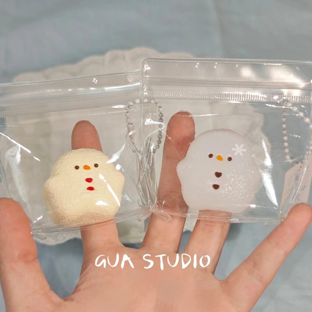 509022 Tian Gua Puzi Mini Snowman (Original Clay Texture Series) / 甜瓜铺子 mini小雪人（旧泥感触感系列）
