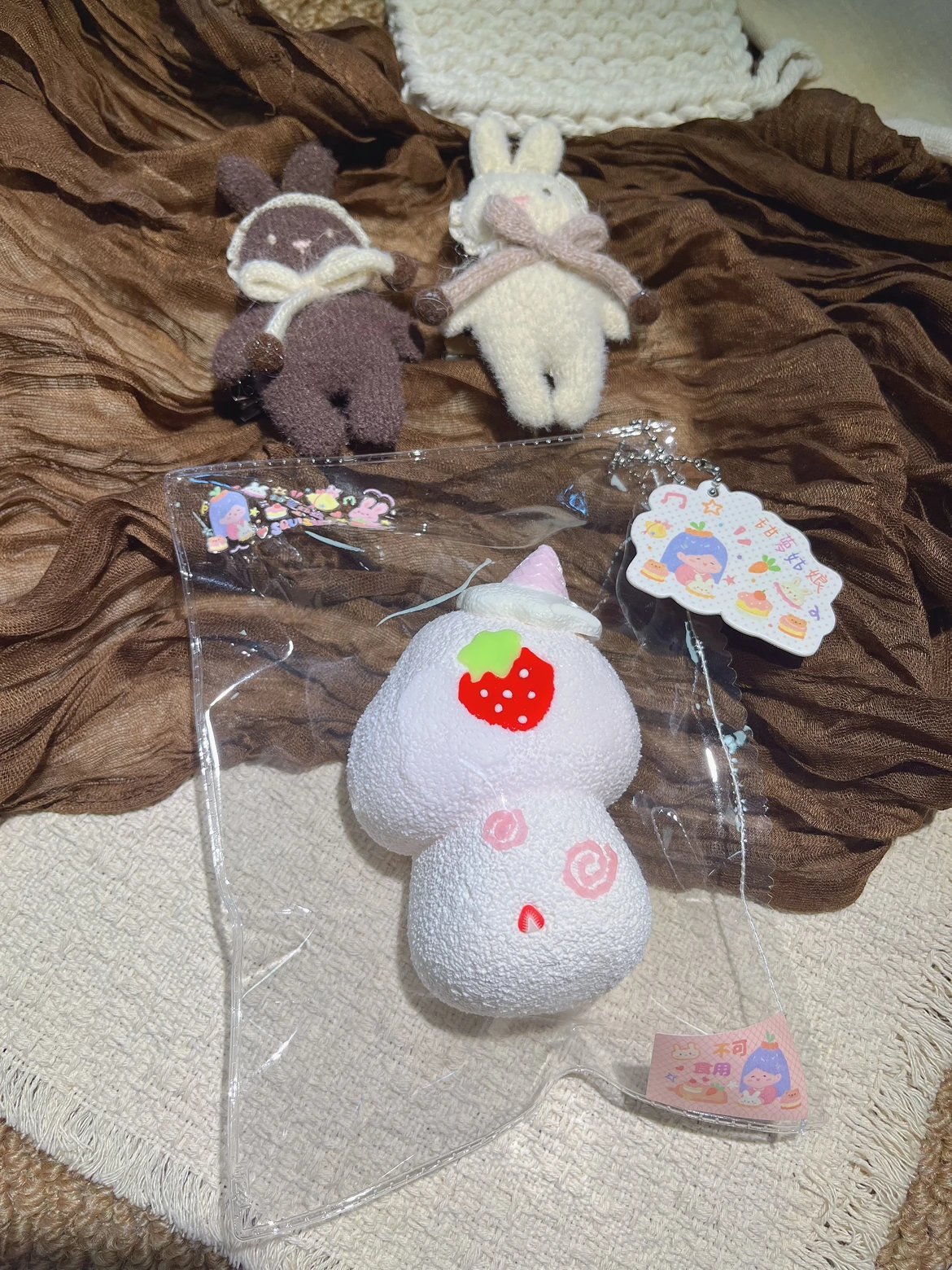 518008 Tianluo Girl Strawberry Mushroom (Milk Clay Texture Series) / 甜萝姑娘捏捏 草莓蘑菇(牛奶泥触感系列)