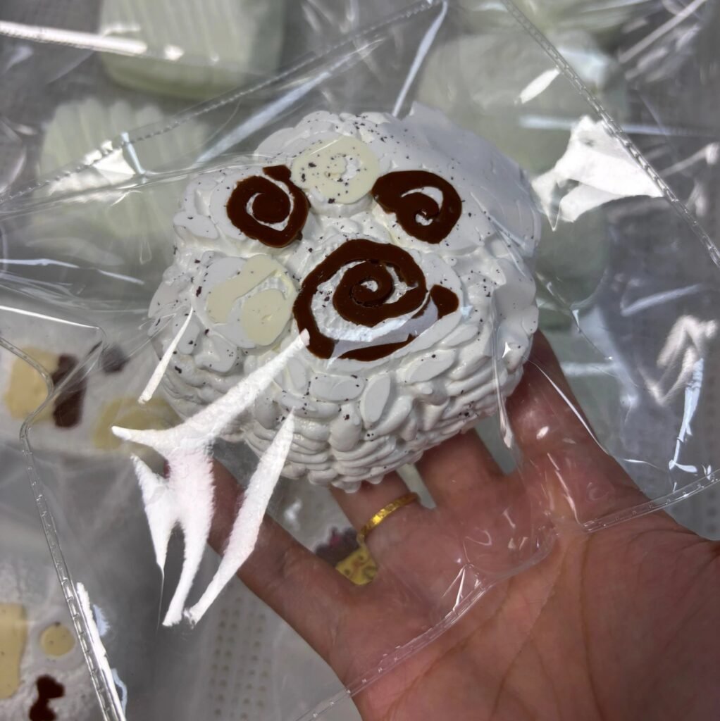 556017 Toast Cat One-Off No.18 - 220g - Visible Dark Fibers (Yogurt Clay Texture Series) / 吐司猫 孤品18号 220g(有黑毛)(酸奶泥触感系列)