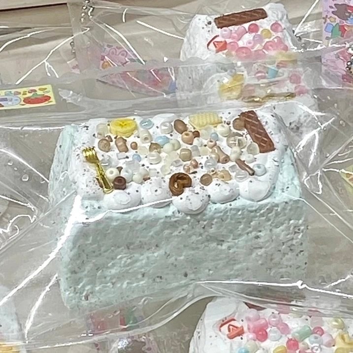 525009 Tomato Pipi Mint Chocolate Snow-Topped Short Toast (Oven-Baked Sticky Clay Texture Series) / 番茄皮皮 薄巧雪顶短吐司(烤箱版黏糊泥触感系列)