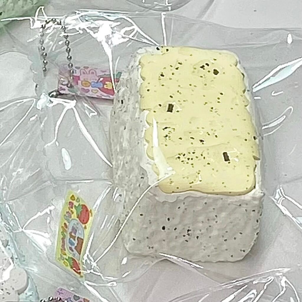 525041 Tomato Pipi Snow-Topped Milk Crisp - Milk White (Oven-Baked Sticky Clay Texture Series) / 番茄皮皮 雪顶奶皮酥·奶白（烤箱版黏糊泥触感系列）