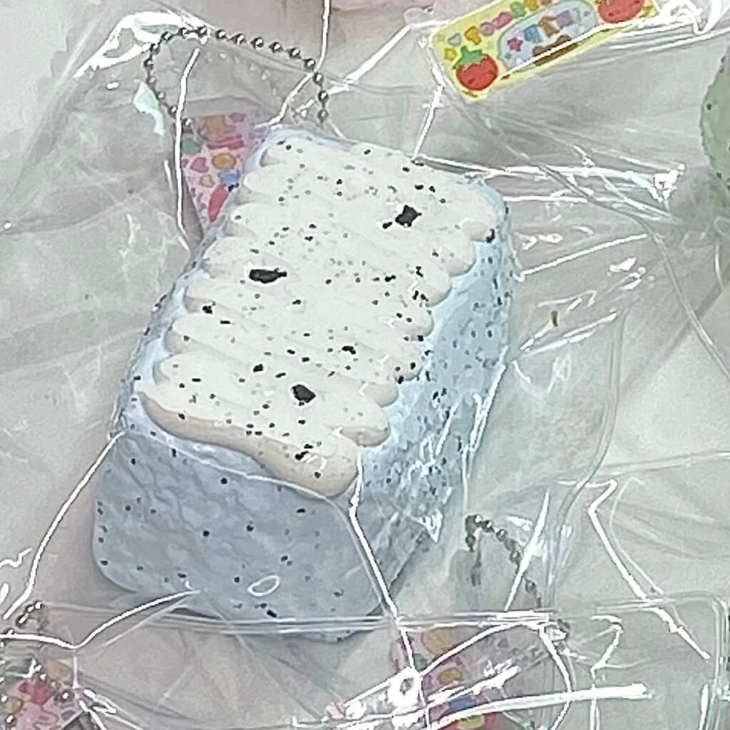 525043 Tomato Pipi Snow-Topped Milk Crisp - Blue (Oven-Baked Sticky Clay Texture Series) / 番茄皮皮 雪顶奶皮酥·蓝色（烤箱版黏糊泥触感系列）