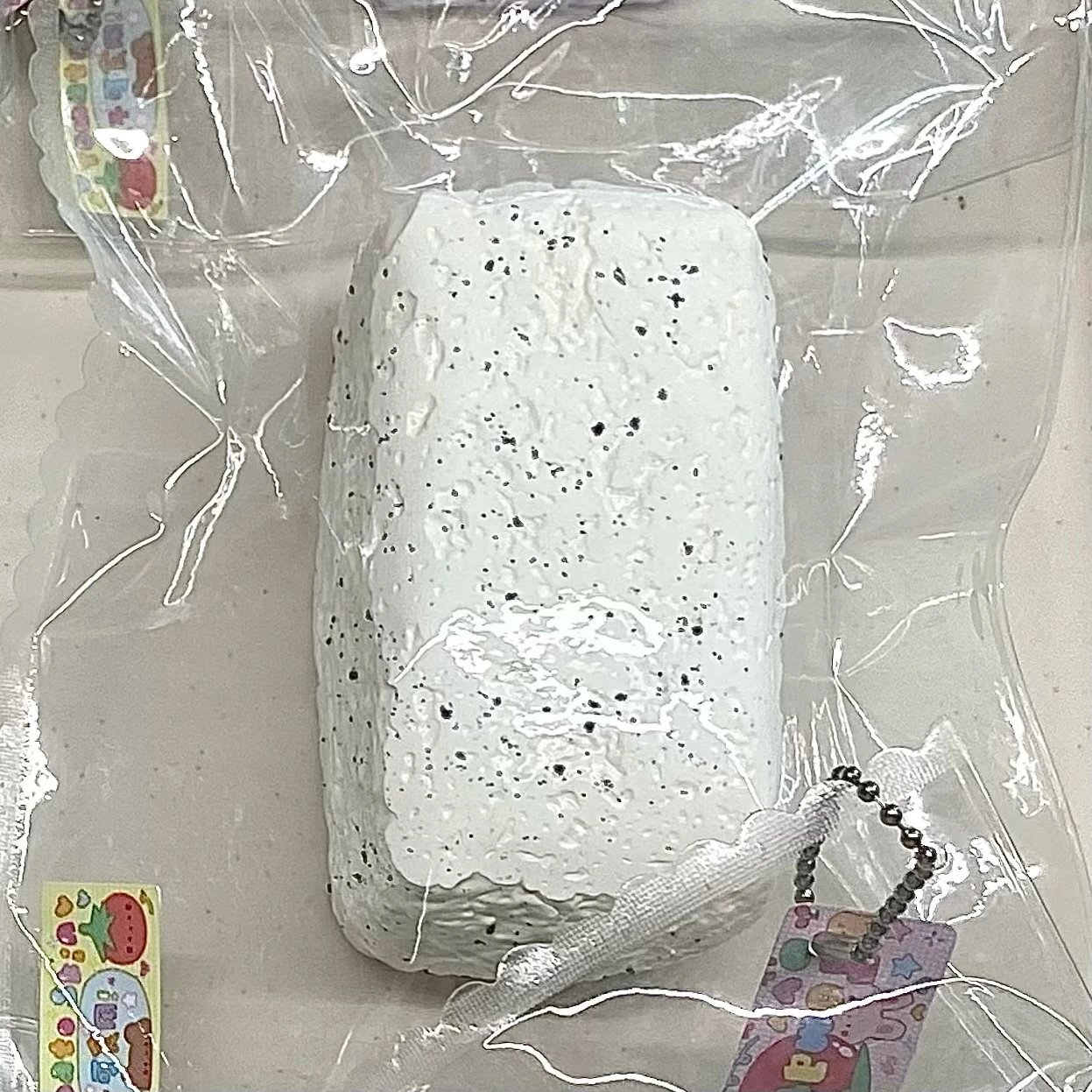 525051 Tomato Pipi Brick - Milk White (Oven-Baked Sticky Clay Texture Series) / 番茄皮皮 板砖捏捏·奶白(烤箱版黏糊泥触感系列)