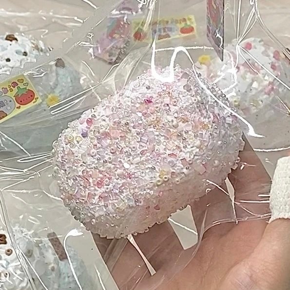 525088 Tomato Pipi Strawberry Sugar Small Senbei (Oven-Baked Sticky Clay Texture Series) / 番茄皮皮 草莓砂糖小仙贝（烤箱版黏糊泥触感系列）
