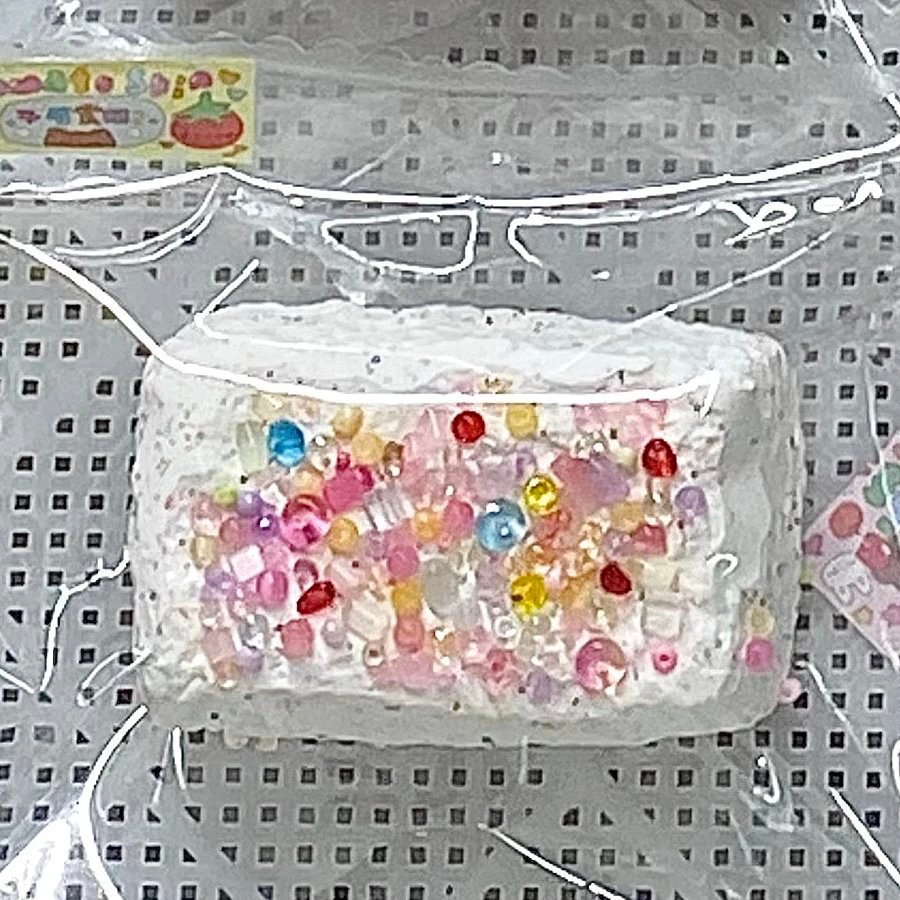 525100 Tomato Pipi Vintage Gem Milk Brick (Oven-Baked Sticky Clay Texture Series) / 番茄皮皮 复古彩钻奶砖（烤箱版黏糊泥触感系列）