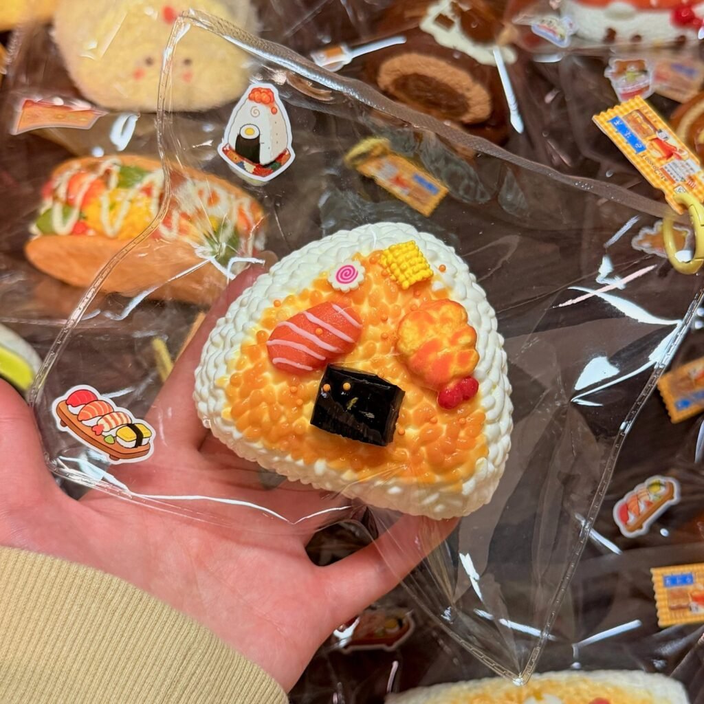 141108 Toovo Cute Large Triangle Fried Shrimp Rice Ball (Yogurt Clay Texture Series) / Toovo cute 捏捏 三角炸虾大饭团（酸奶泥触感系列）