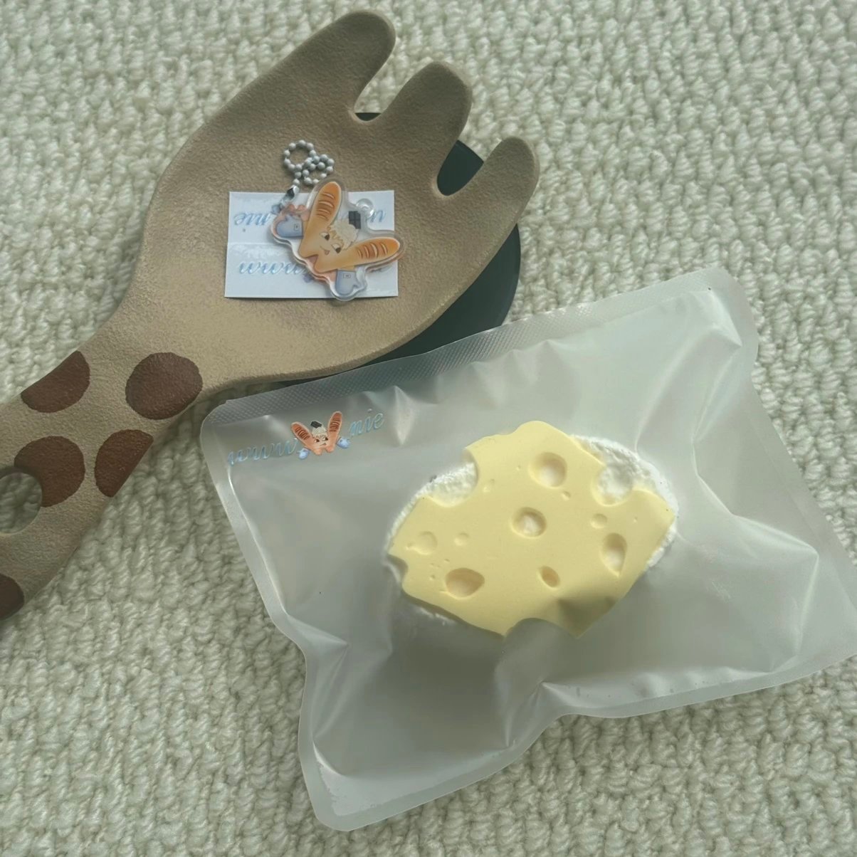 383012 W Nienie Double-Layer Cheese Country Bread (Thick Yogurt Texture Series) / 达不溜捏 双层芝士欧包(厚酸奶触感系列)