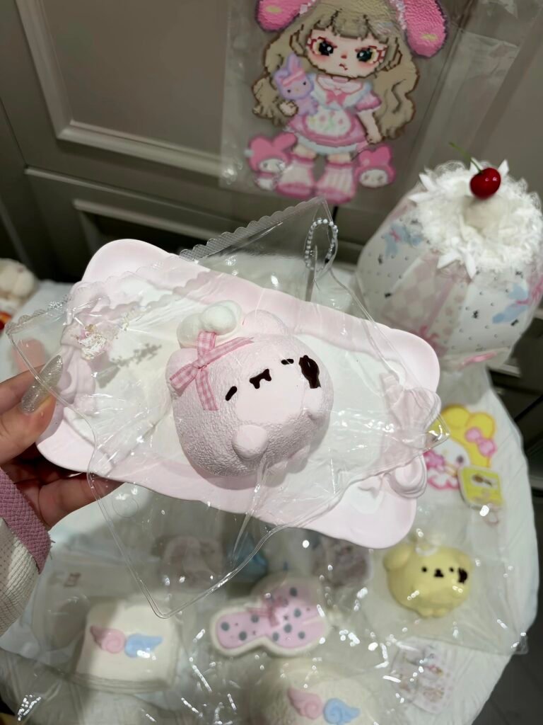 36040 Womei Zhao Le Nie Chef Kitten (Glutinous Cream Clay Texture Series) / 我莓招了捏 厨师小猫（糯奶油触感系列）