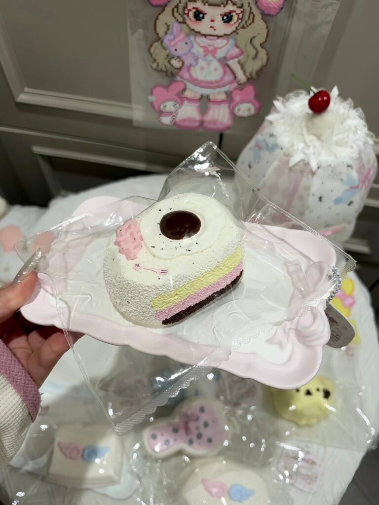 36042 Womei Zhao Le Nie Cocoa Fried Egg Senbei (Glutinous Cream Clay Texture Series) / 我莓招了捏 可可煎蛋仙贝（糯奶油触感系列）