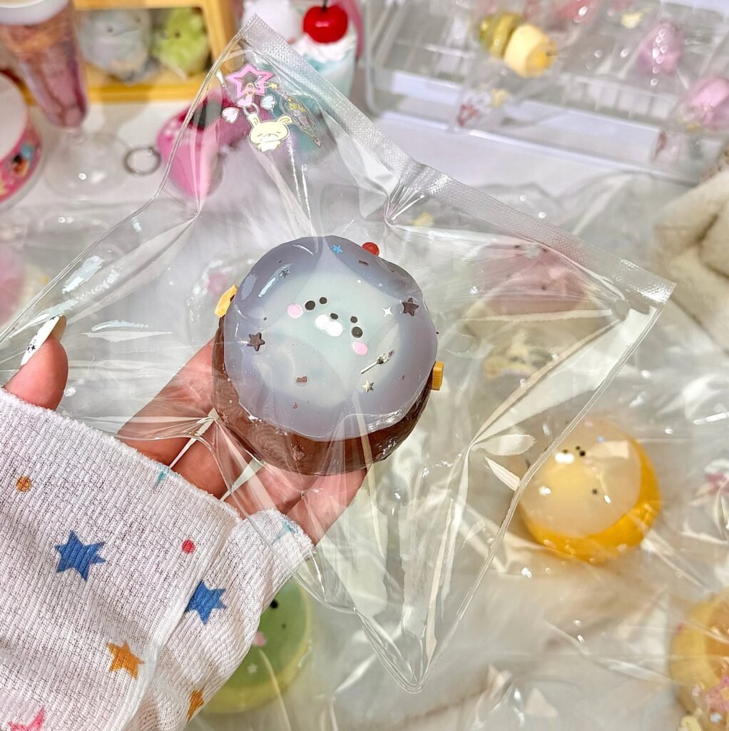 248073 W Qiqi Guaiguai Mint Chocolate Round Tangyuan (Clay Texture Series) / w奇奇怪怪 薄巧圆汤圆（黏土泥触感系列）