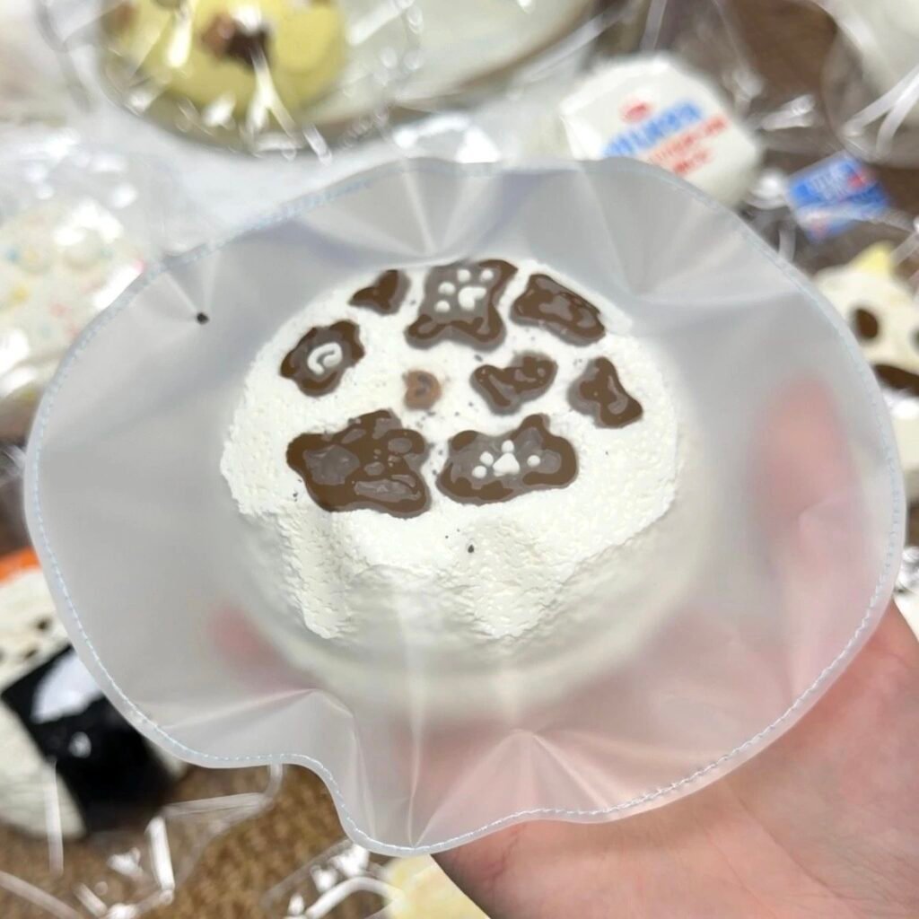 158050 Wutiao Bear Nienie White Milk Cow Round Chubby (Sticky Clay Texture Series) / 五条熊捏捏 白奶牛圆墩墩(黏糊泥触感系列)