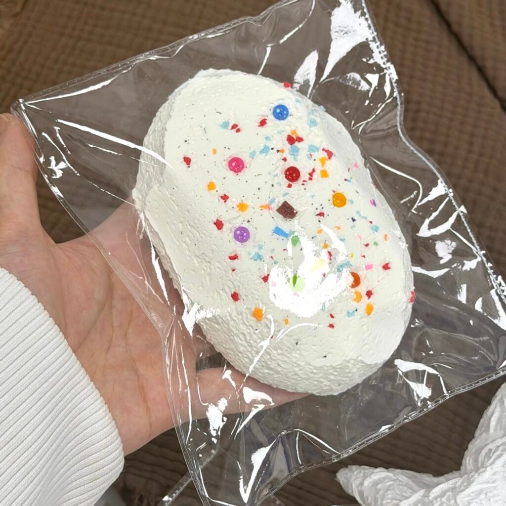 158063 Wutiao Bear Nienie Candy Bean Large Senbei (Cream Paste 1.0 Texture Series) / 五条熊捏捏 糖豆大仙贝(奶膏1.0触感系列)