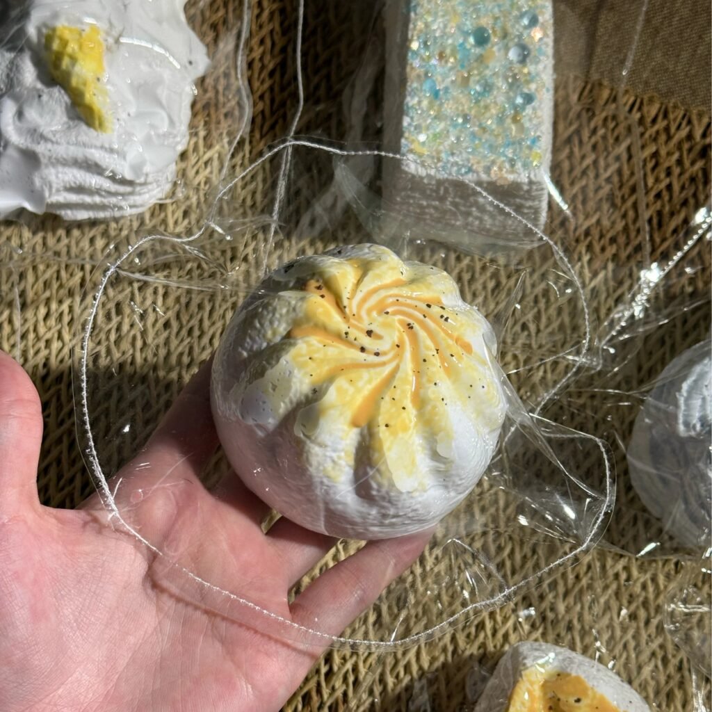 309010 Wugan Studio Pan-Fried Bun (Dry Cheese Clay Texture Series) / 无感Studio 生煎包(干酪泥触感系列)
