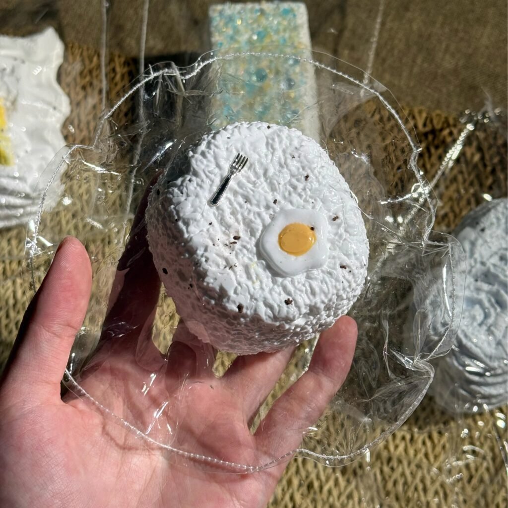 309012 Wugan Studio Fried Egg Round Senbei (Dry Cheese Clay Texture Series) / 无感Studio 煎蛋圆仙贝（干酪泥触感系列）