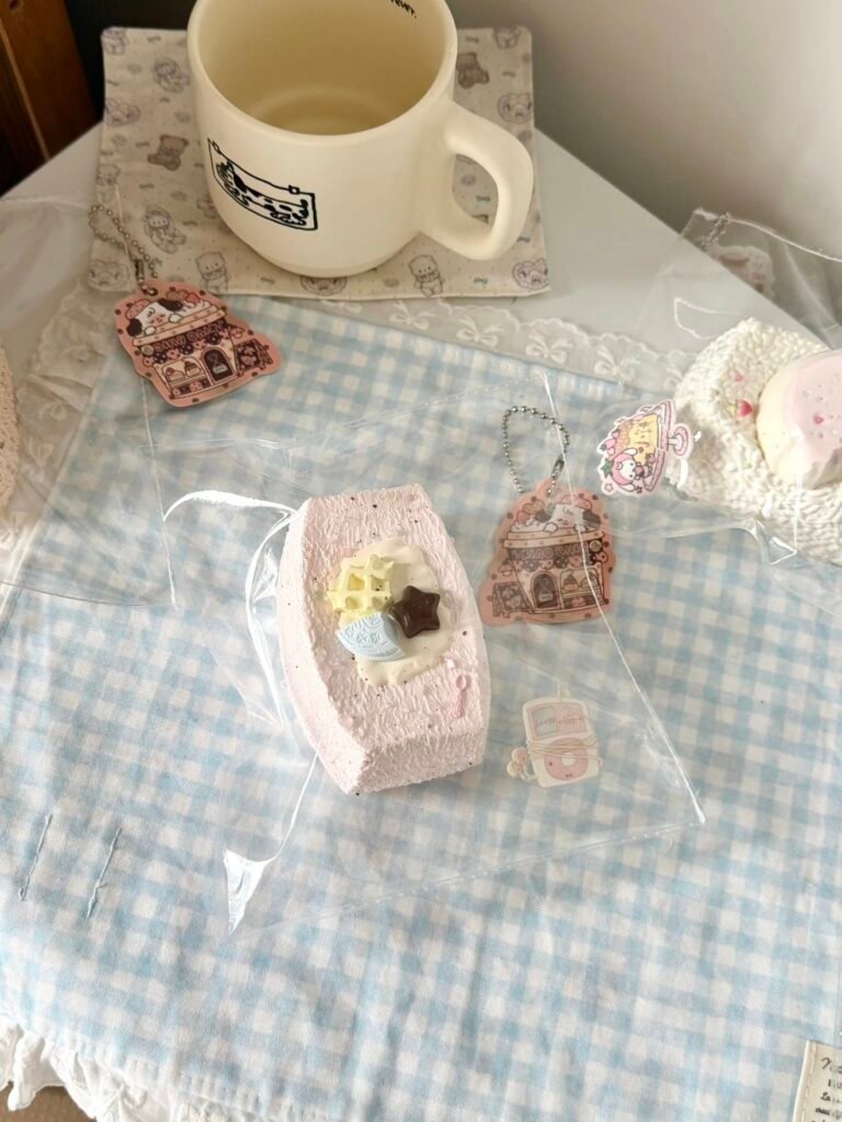 229010 Xiaobing Nie Milk Brick / 小饼捏 奶砖