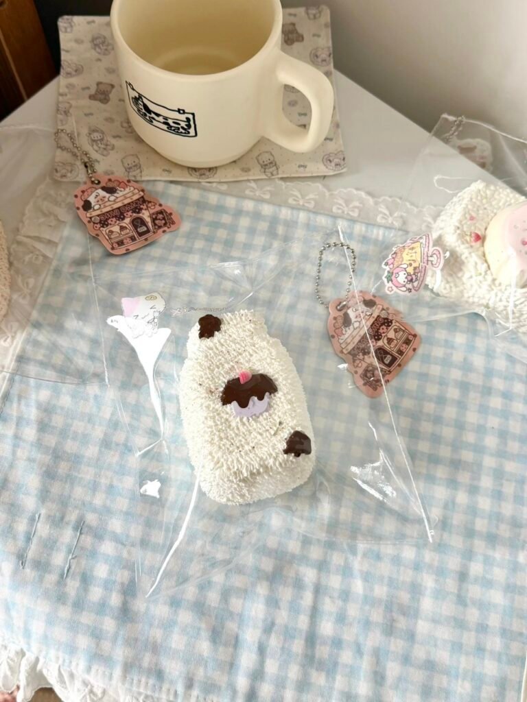 229013 Xiaobing Nie Taro Cake Milk Bottle / 小饼捏 香芋蛋糕牛奶瓶