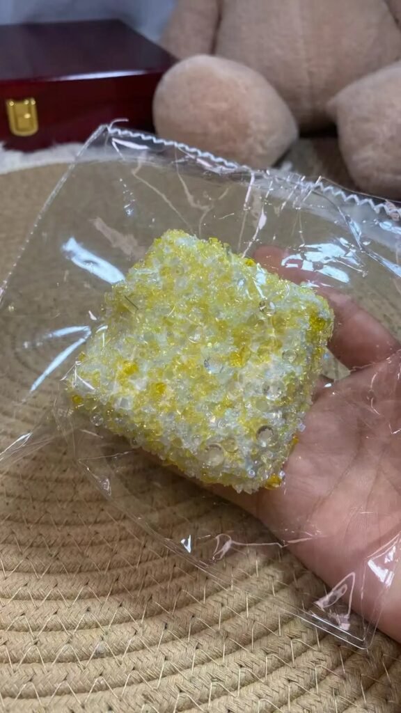 476002 Xiaohongshu Squishy Flowing Gold Sugar Cube (Silicone Texture Series) / 小红薯捏捏 流金方糖块（硅胶触感系列）