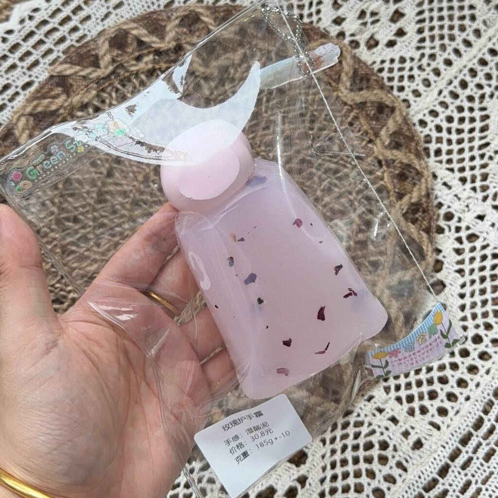 190026 Xiaolv Nian Nian Rose Hand Cream (Wet Cheese Clay Texture Series) / 小绿今天捏什么2号店 玫瑰护手霜（湿酪泥触感系列）