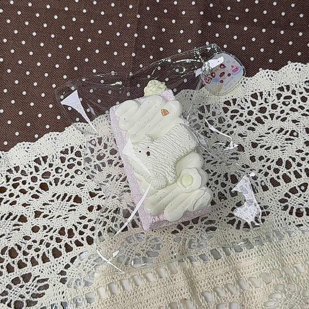 257018 Xiao Nuo De Nie Puppy Long Toast (Cotton Cream Texture Series) / 小糯的捏 小狗长吐司（绵奶油触感系列）
