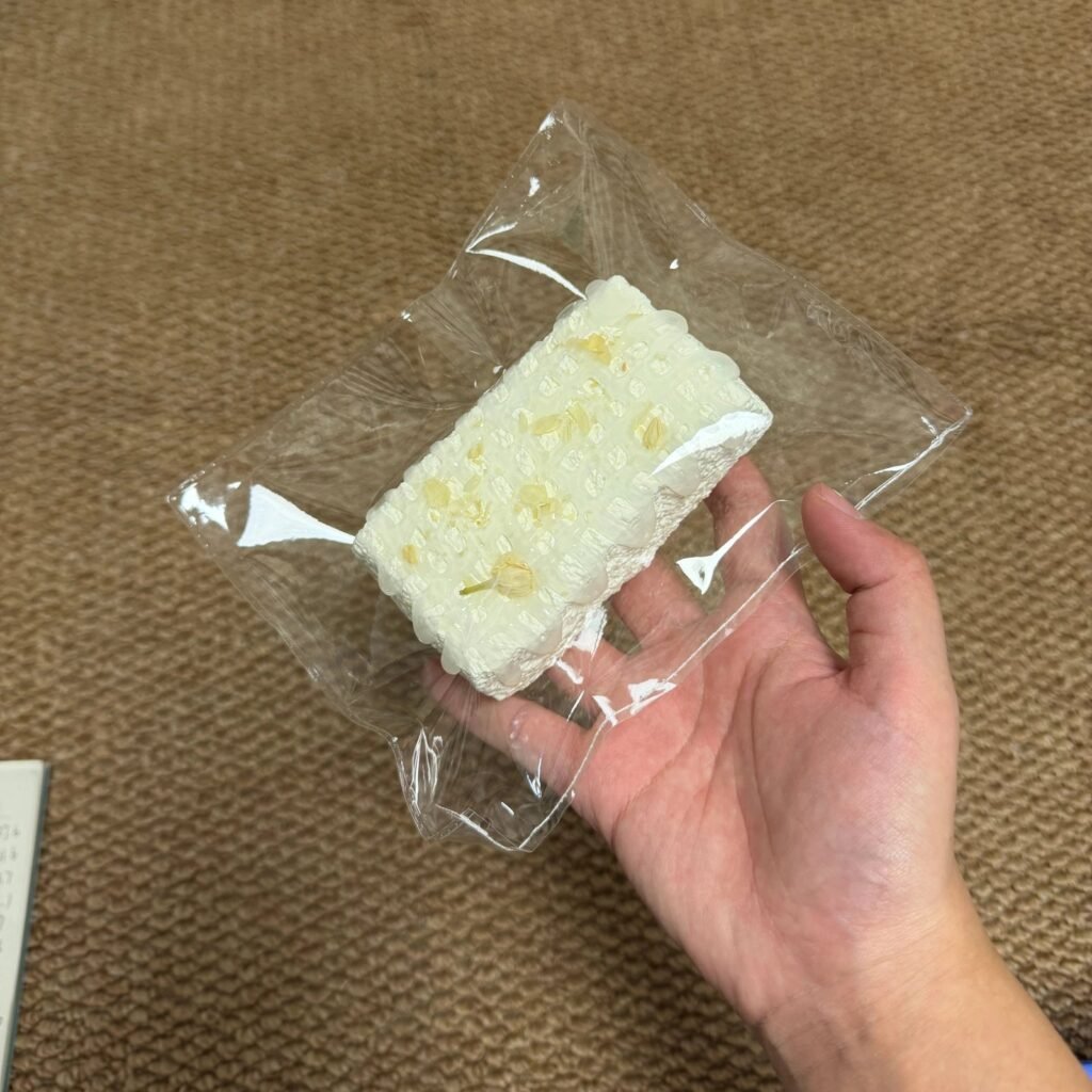 294020 Xiao Xiao Lan Long Toast (Cream Frosting Clay Texture Series) / 小小懒 长吐司（奶霜泥触感系列）