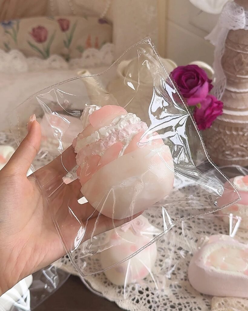 250024 Xiao Yi Diandian Peach Shaved Ice Bowl (Cream Cheese Clay Texture Series) / 小奕点点 蜜桃刨冰碗（乳酪泥触感系列）