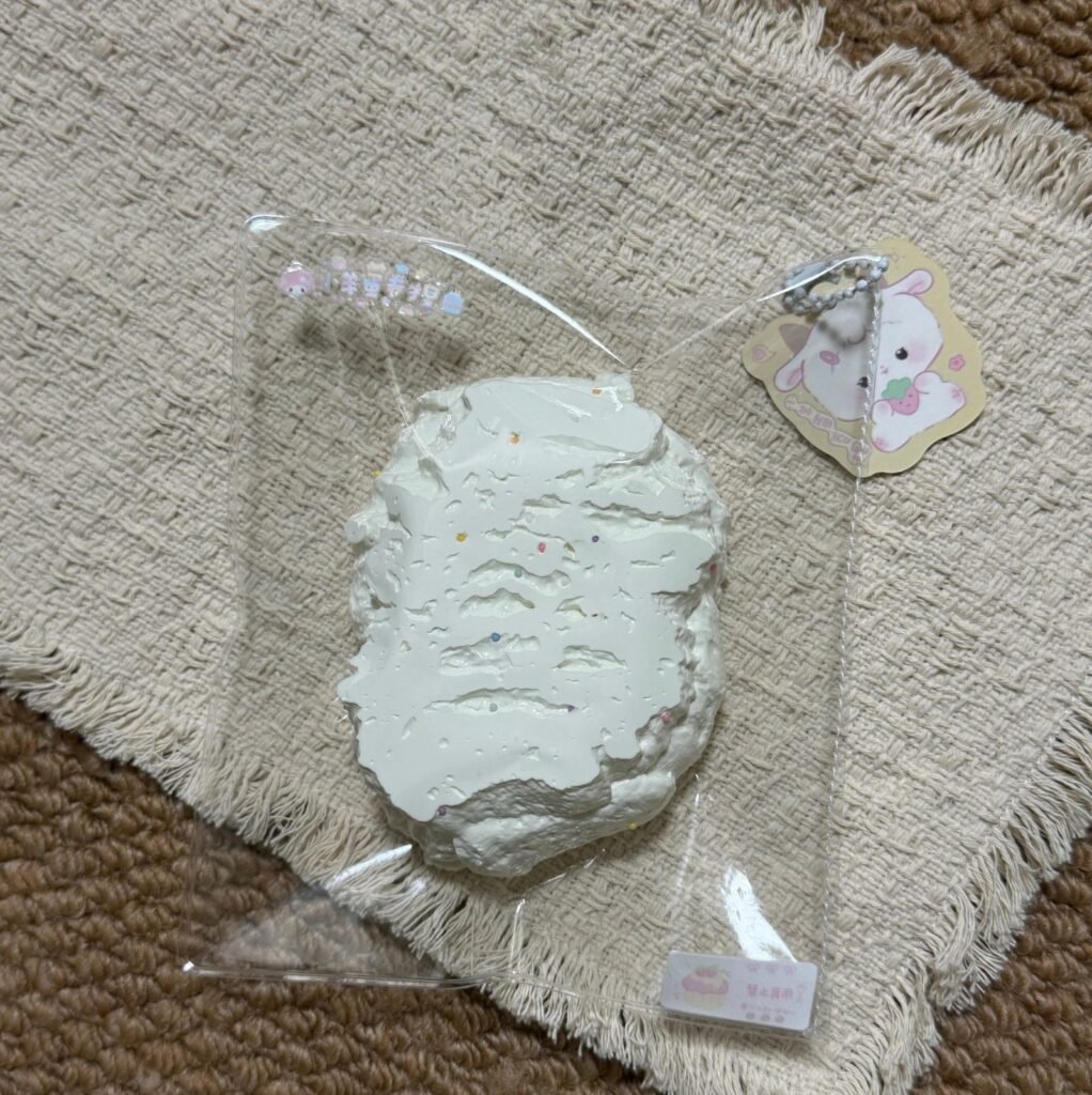 551008 Lamb Egg Roll Squishy Row Pastry - Cosmetic Defect / 小羊蛋卷捏 排排酥（瑕疵款）