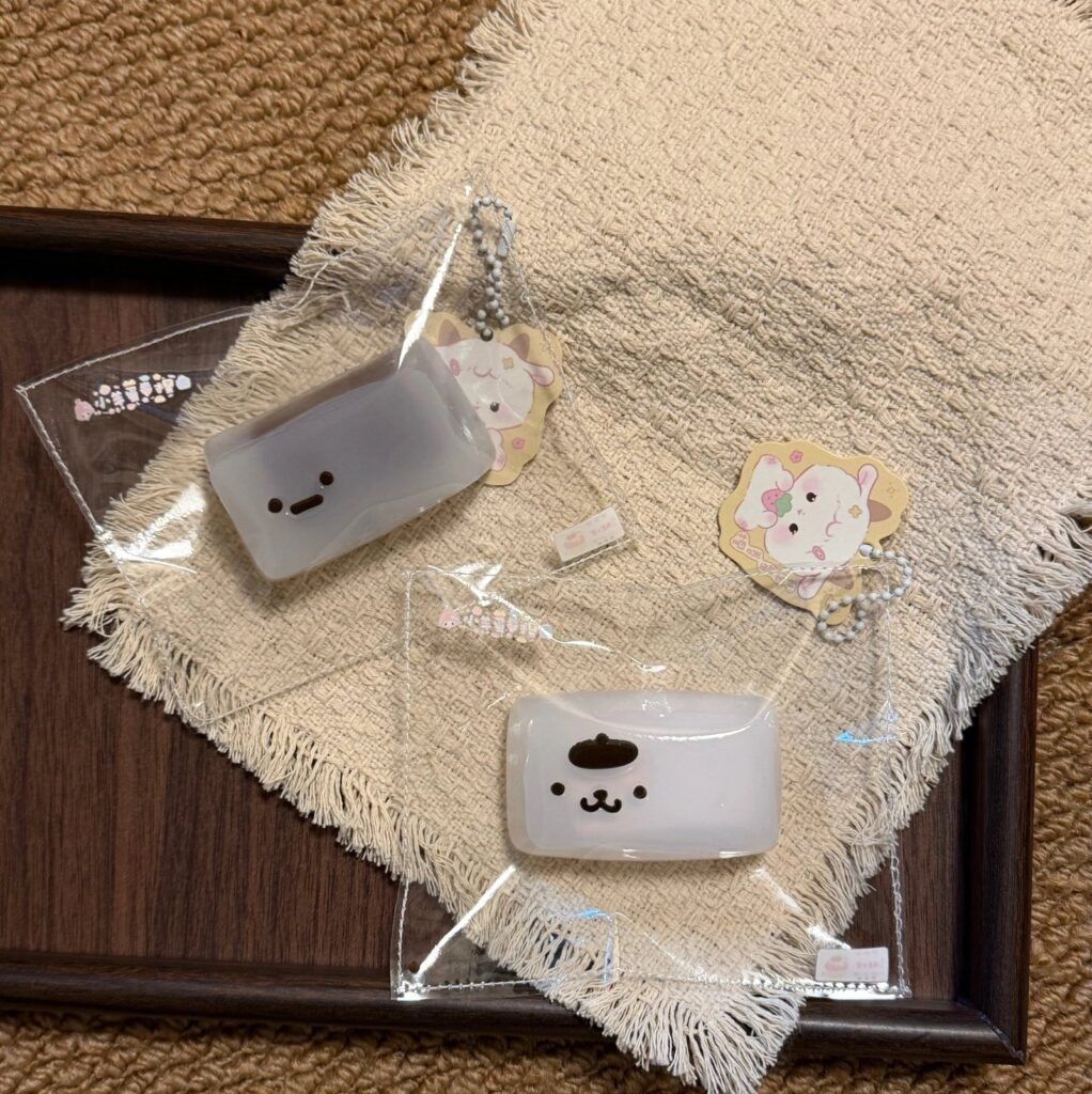 551012 Lamb Egg Roll Squishy Two Milk Candies - Cosmetic Defect / 小羊蛋卷捏 两个瑕疵奶糖