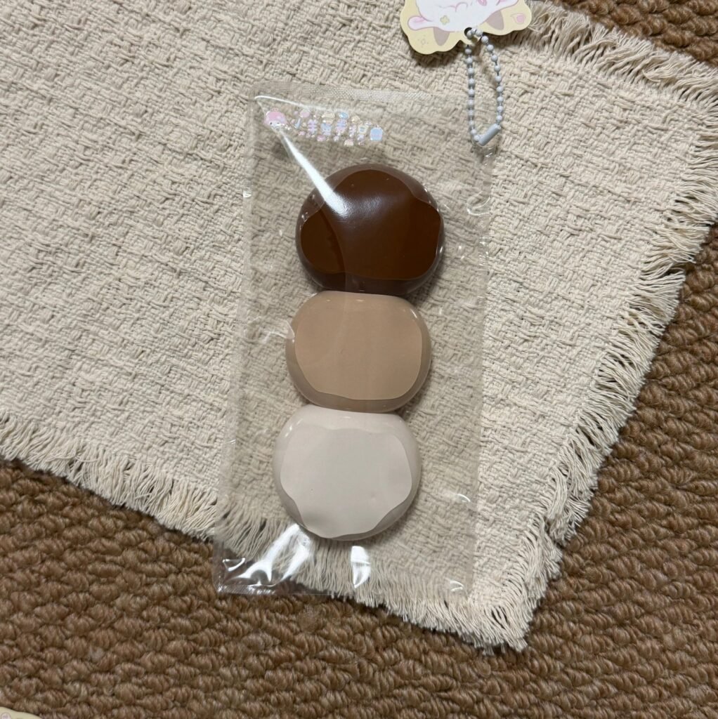 551014 Lamb Egg Roll Squishy Chestnut Three Dango / 小羊蛋卷捏 栗子三连团子