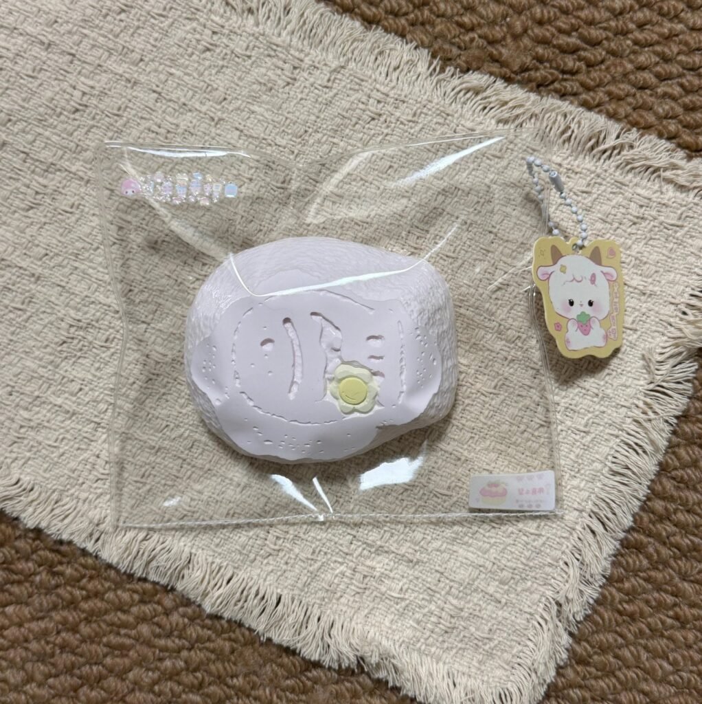 551015 Lamb Egg Roll Squishy Fried Egg Taiyaki / 小羊蛋卷捏 煎蛋鲷鱼烧