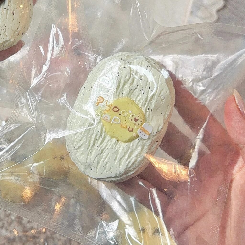 57022 YaaPuu Swirl Senbei (Soft Yogurt Clay Texture Series) / YaaPuu 激荡仙贝(偏软酸奶泥触感系列)
